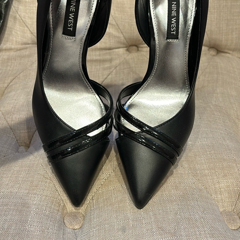 Nine West Black Pumps